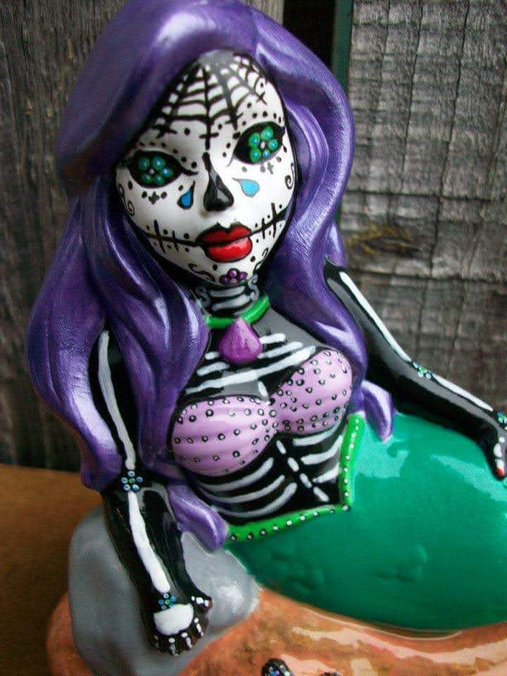 Lavender Sirena